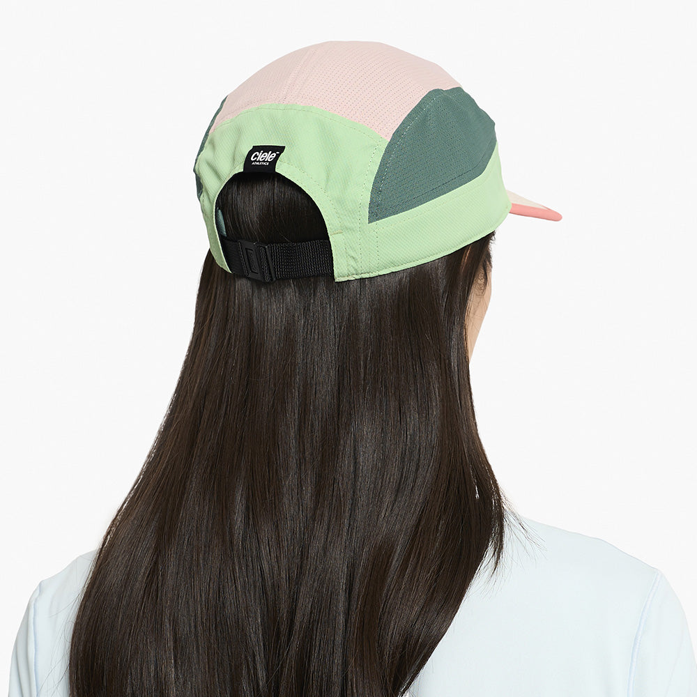 Ciele GOCap Field Iconic Bar Pistachio Silver/Pine