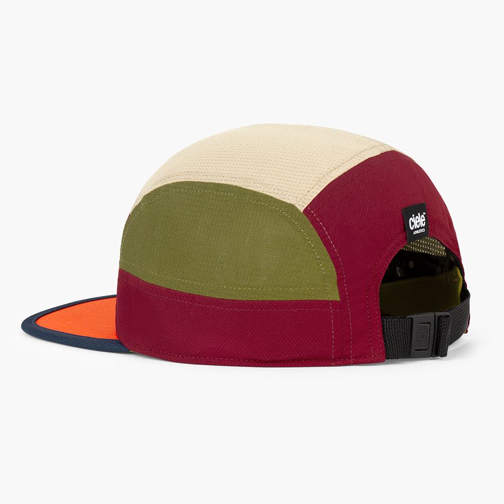 Ciele GOCap Field Iconic Bar Crimson Red/Terrain