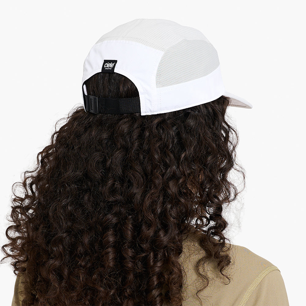 Ciele GOCap Field Iconic Bar White/Light Grey